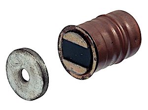 Loqueteau magnétique cylindrique